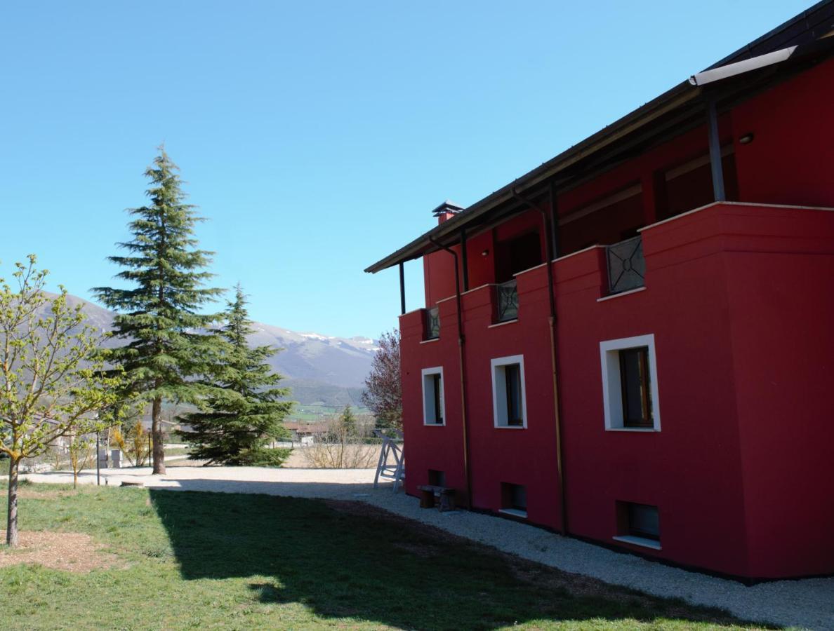 B&B La Casa Di Sirio นอร์ชา ภายนอก รูปภาพ